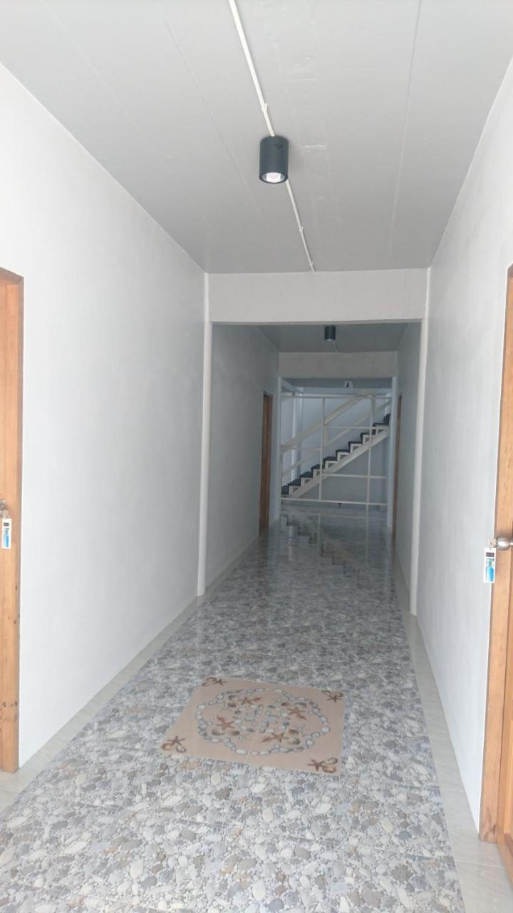 Easy Rooms And Minimart Ko Lanta Exterior foto